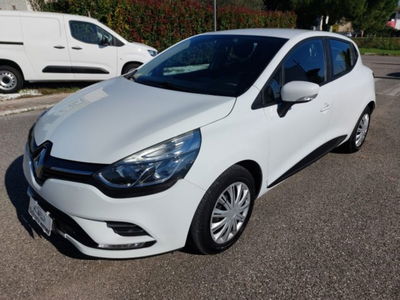 Renault Clio TCe 12V 90 CV GPL 5 porte Business usata