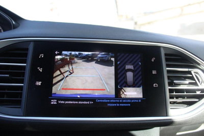 Peugeot 308 BlueHDi 130 S&S EAT8 GT Line (16)