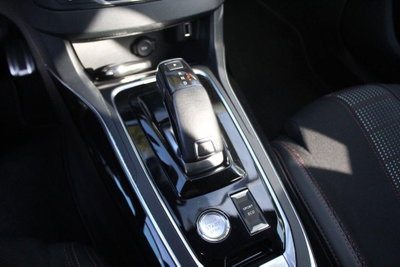 Peugeot 308 BlueHDi 130 S&S EAT8 GT Line (18)