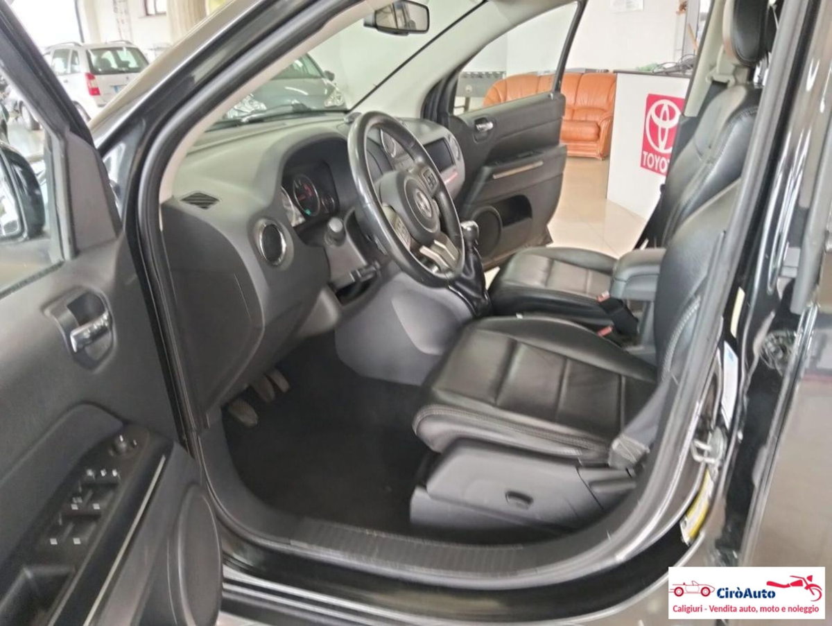 Jeep Compass 2.2 CRD Limited (9)