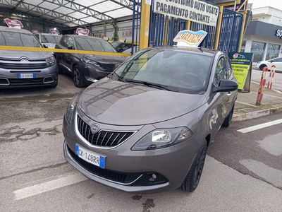 Lancia Ypsilon 1.0 FireFly 5 porte S&S Hybrid Gold Plus usata