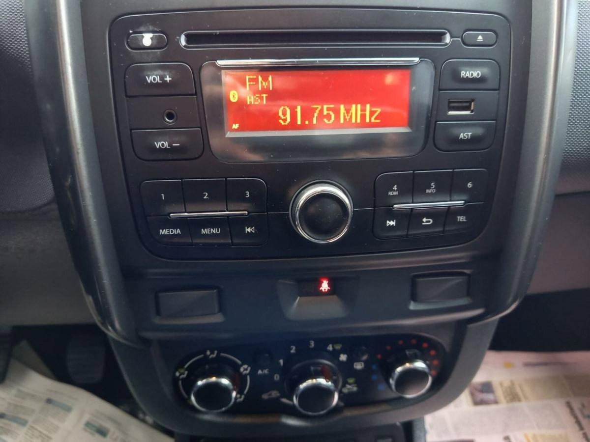 Dacia Duster 1.5 dCi 110CV Start&Stop 4x2 Ambiance (15)