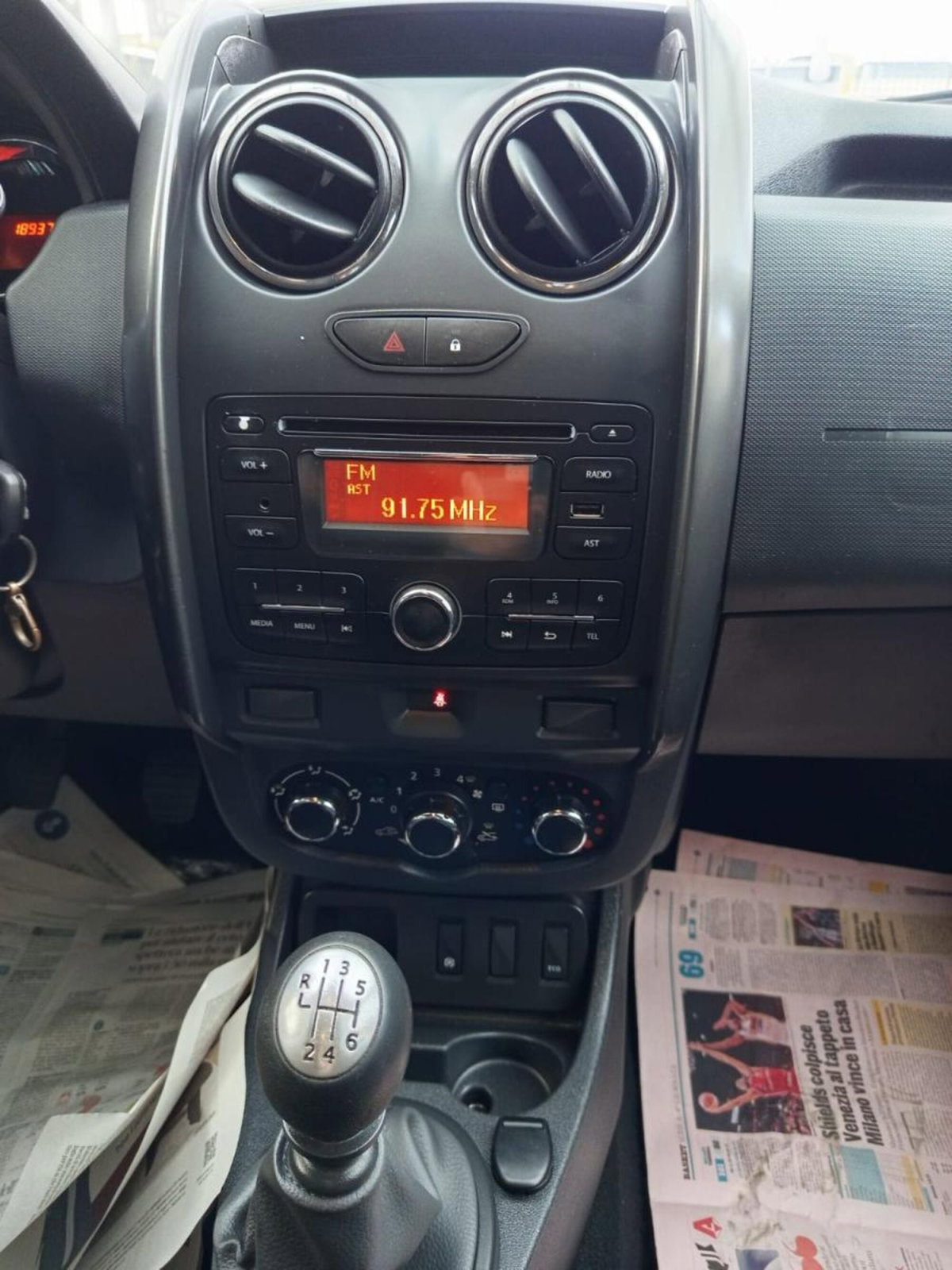 Dacia Duster 1.5 dCi 110CV Start&Stop 4x2 Ambiance (16)