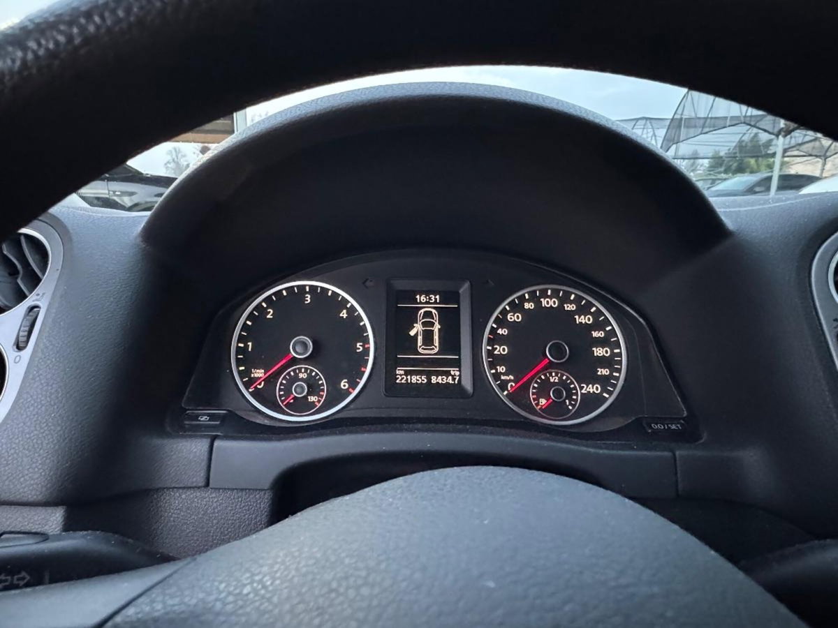 Volkswagen Tiguan 2.0 TDI 110 CV Trend & Fun BlueMotion Tech. (13)