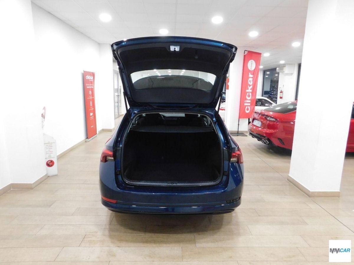 Skoda Octavia Station Wagon 2.0 tdi Executive 115cv (10)