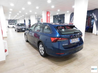 Skoda Octavia Station Wagon 2.0 tdi Executive 115cv (4)