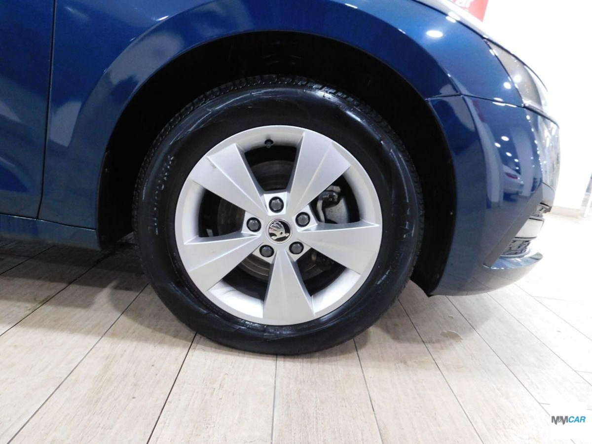 Skoda Octavia Station Wagon 2.0 tdi Executive 115cv (5)