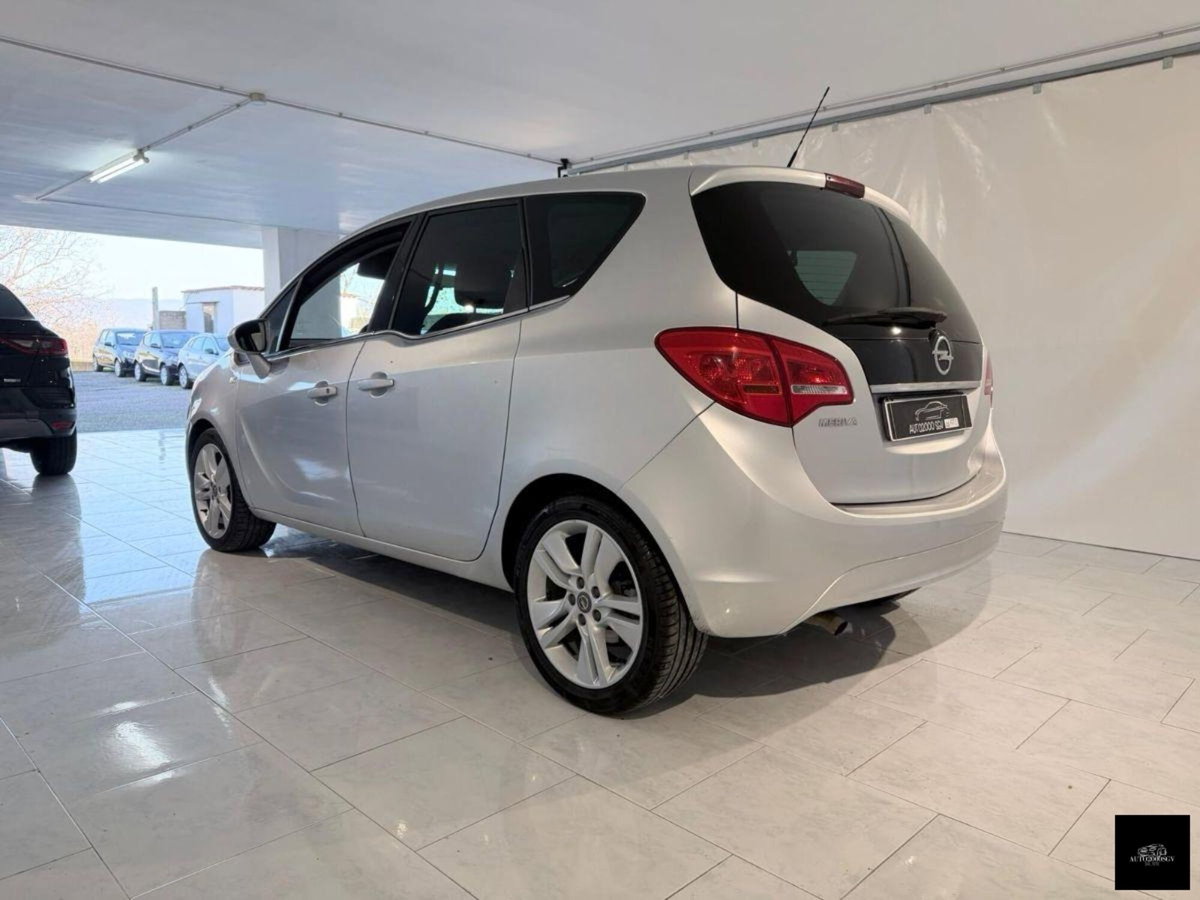 Opel Meriva 1.4 Turbo 120CV GPL Tech Cosmo (8)
