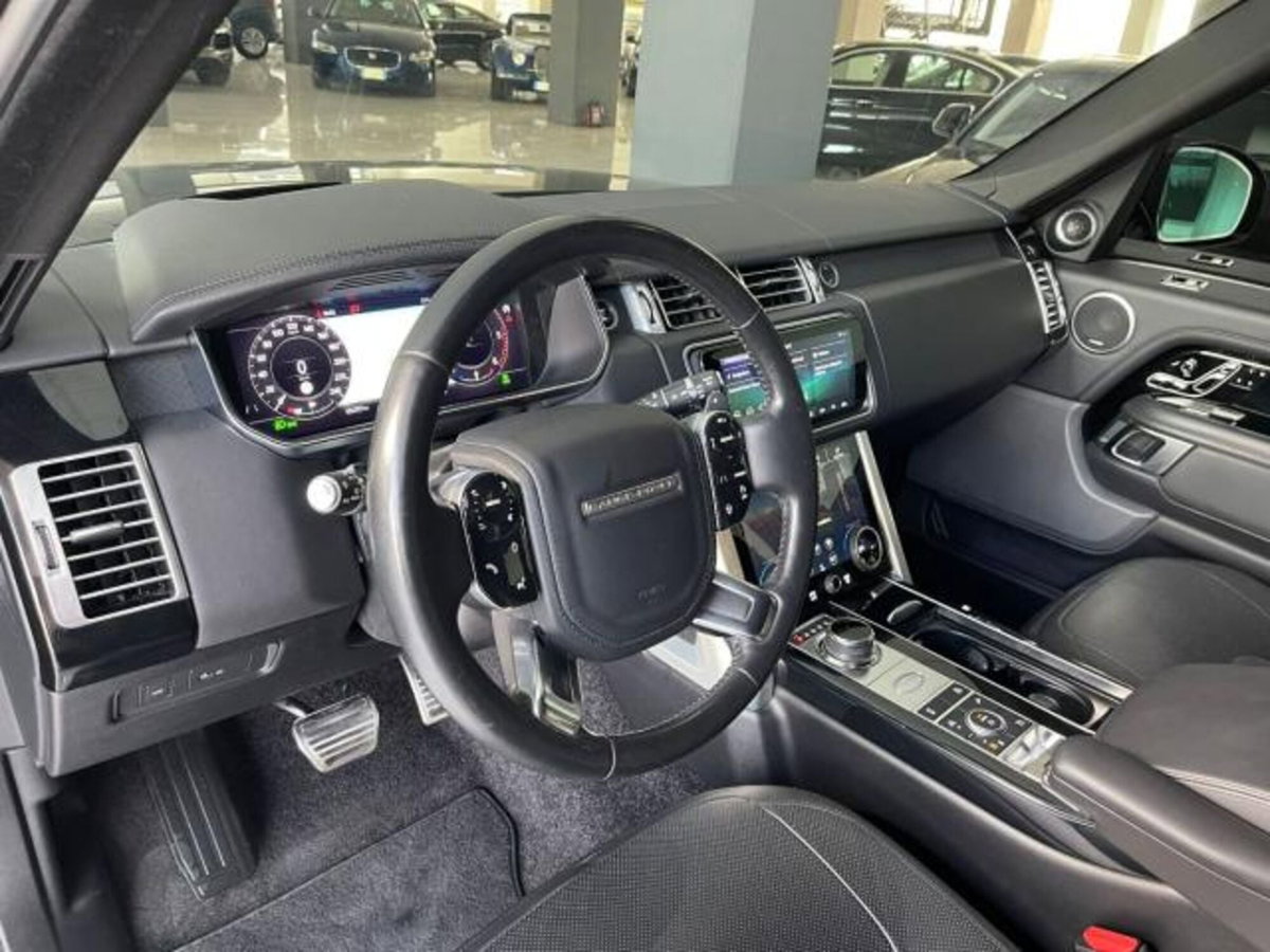 Land Rover Range Rover 3.0 TDV6 HSE (12)