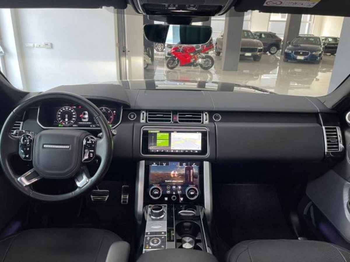 Land Rover Range Rover 3.0 TDV6 HSE (14)
