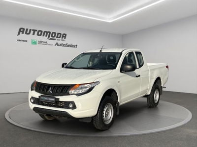 Mitsubishi L200 2.4 DI-D/154CV Club Cab Invite usato