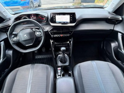 Peugeot 2008 BlueHDi 110 S&S Allure (8)