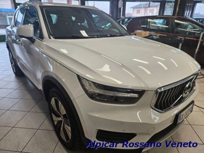 Volvo XC40 T4 Recharge Plug-in Hybrid R-design usata