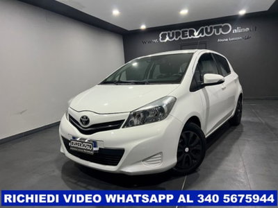 Toyota Yaris 1.0 5 porte Sol (2)