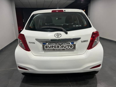 Toyota Yaris 1.0 5 porte Sol (4)