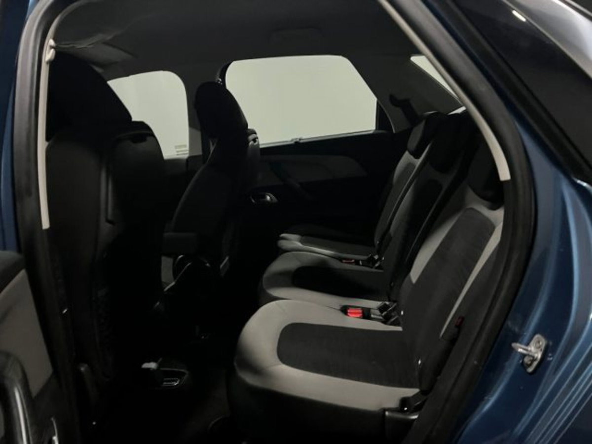 Citroen C4 Picasso 1.6 e-HDi 115 ETG6 Intensive (10)