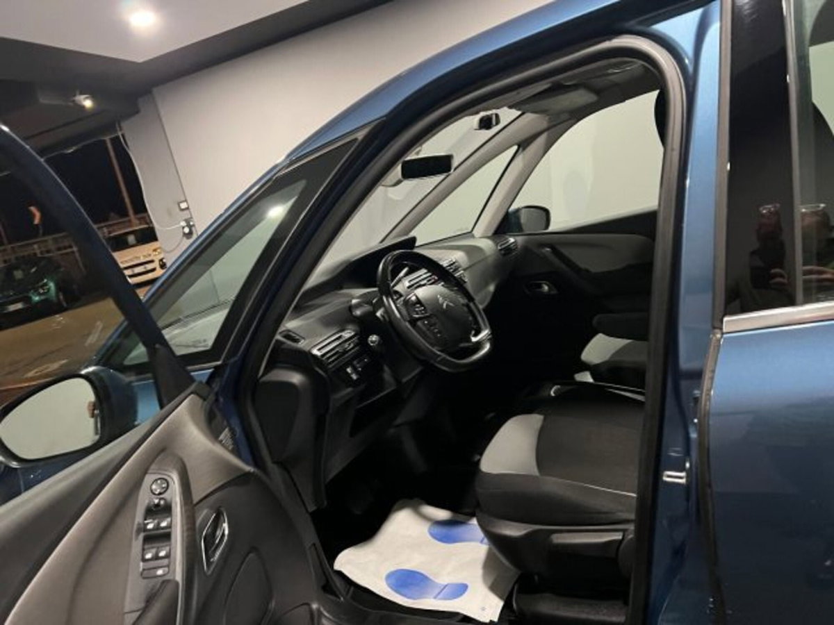 Citroen C4 Picasso 1.6 e-HDi 115 ETG6 Intensive (7)