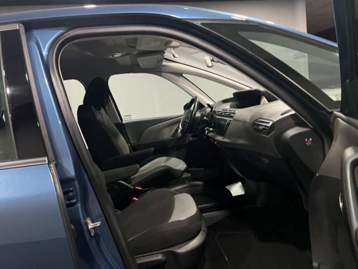 Citroen C4 Picasso 1.6 e-HDi 115 ETG6 Intensive (9)