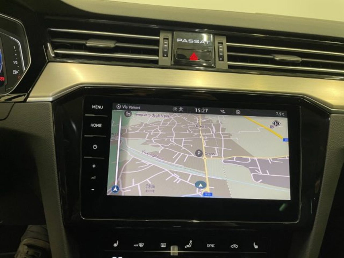 Volkswagen Passat Variant 2.0 TDI SCR 200 CV 4MOTION DSG Executive (12)