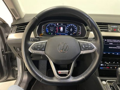 Volkswagen Passat Variant 2.0 TDI SCR 200 CV 4MOTION DSG Executive (18)