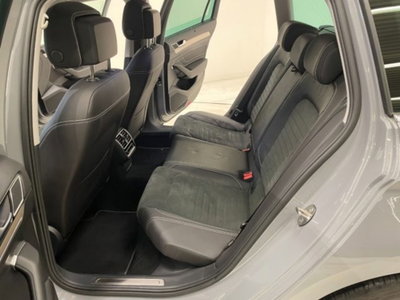 Volkswagen Passat Variant 2.0 TDI SCR 200 CV 4MOTION DSG Executive (7)