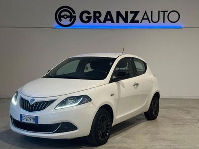 lancia ypsilon 1.0 firefly 5 porte s&s hybrid ecochic silver