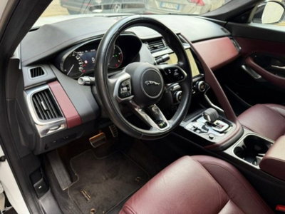 Jaguar E-Pace 2.0d i4 mhev R-Dynamic S awd 163cv auto (12)
