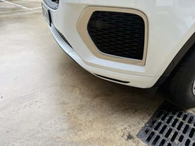 Jaguar E-Pace 2.0d i4 mhev R-Dynamic S awd 163cv auto (9)