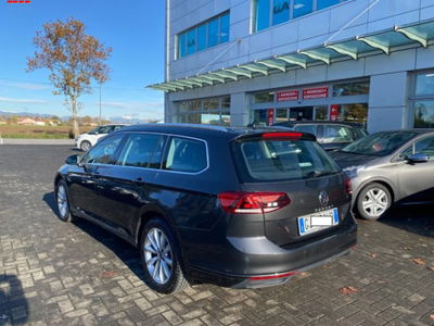 Volkswagen Passat Variant 2.0 TDI SCR EVO DSG Business usata