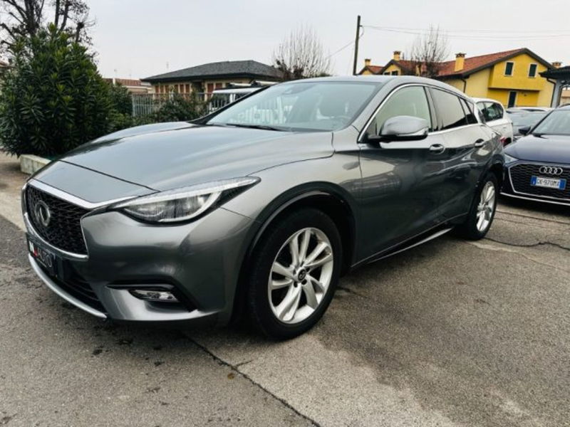 Infiniti Q30 1.5 diesel DCT Business Executive