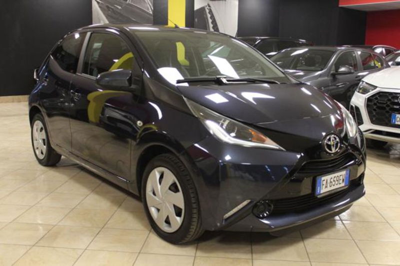 Toyota Aygo 1.0 VVT-i 69 CV 5 porte x-wave