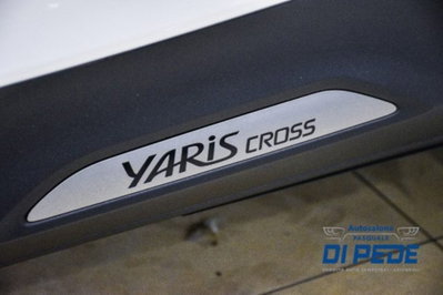 Toyota Yaris Cross 1.5h GR Sport Black Sky fwd 116cv e-cvt (12)