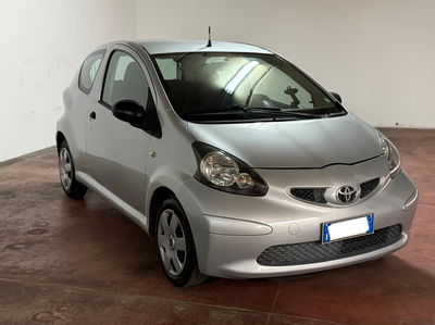 Toyota Aygo 1.0 12V VVT-i 3 porte usata