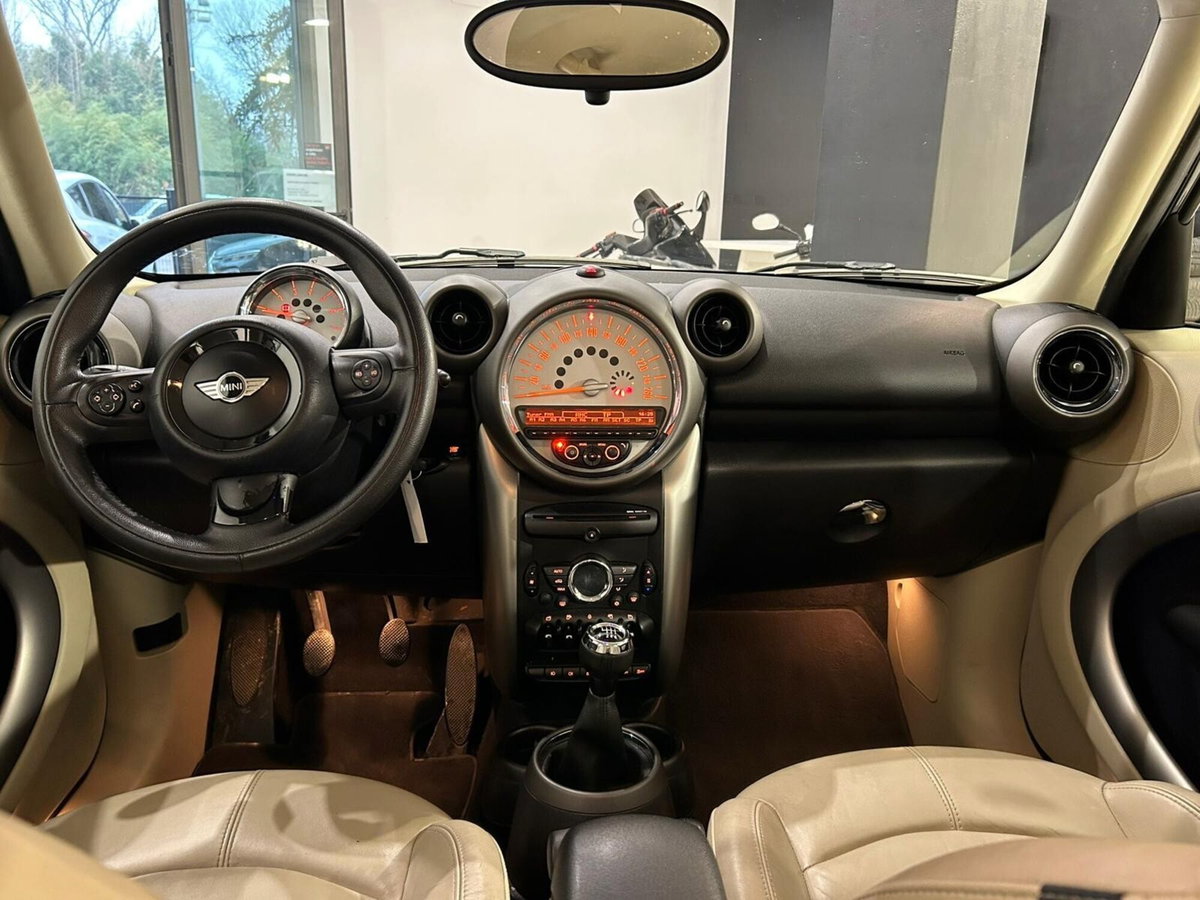 MINI Mini Countryman 1.6 Cooper D Countryman (5)