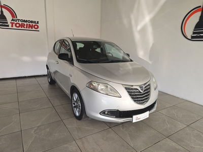 Lancia Ypsilon 0.9 TwinAir 85 CV 5 porte S&S Platinum usata