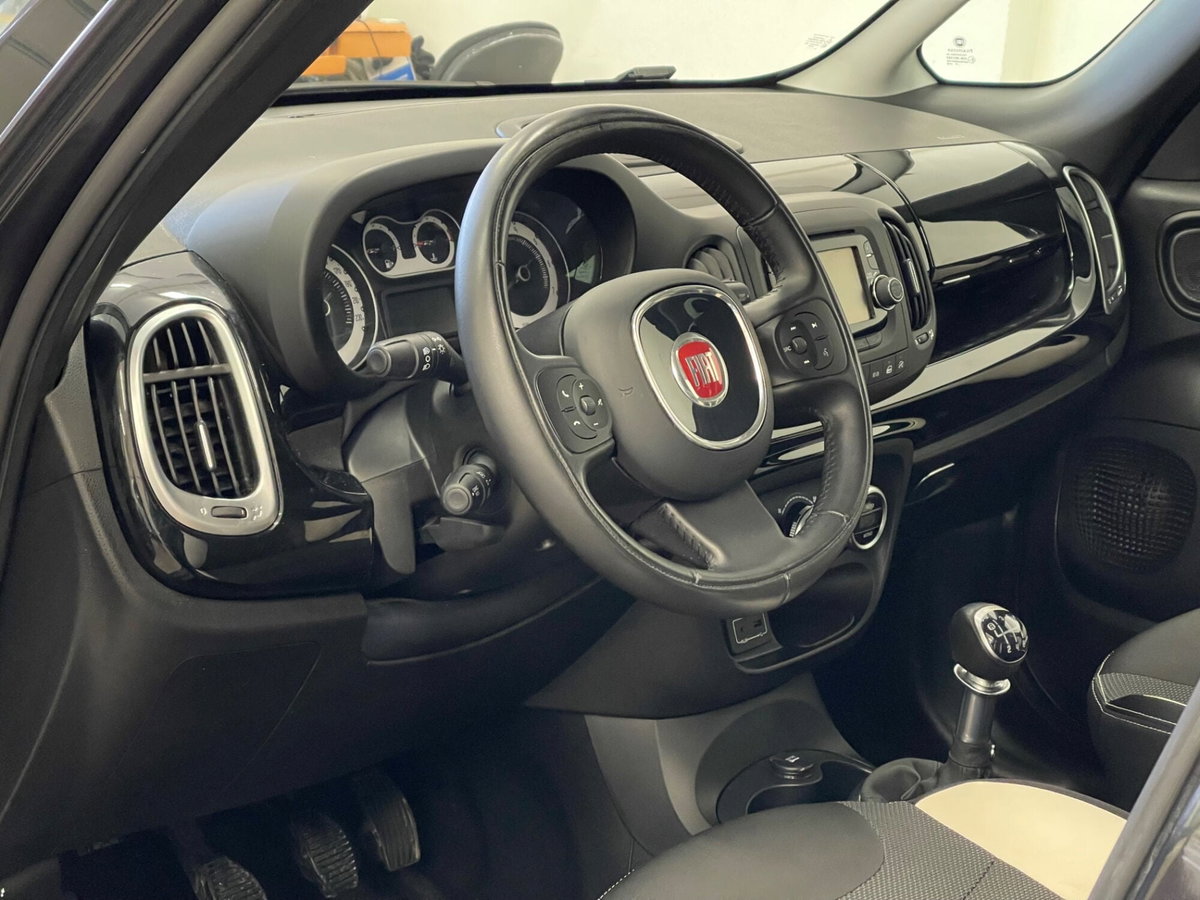 Fiat 500L 1.6 Multijet 120 CV Trekking (15)