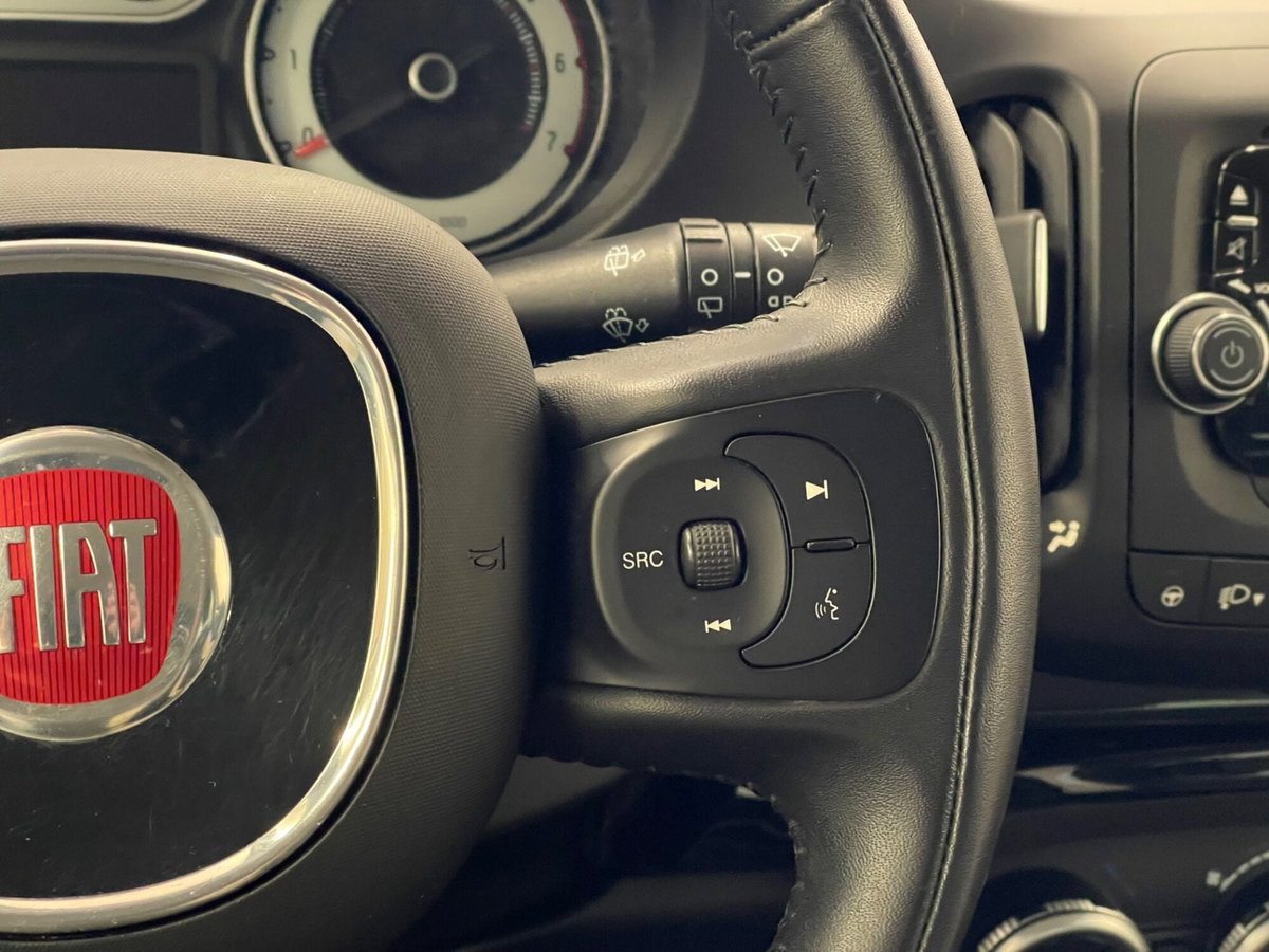 Fiat 500L 1.6 Multijet 120 CV Trekking (9)