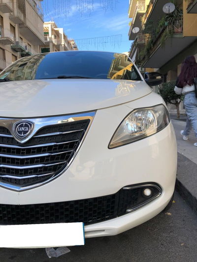Lancia Ypsilon 1.3 MJT 16V 95 CV 5 porte S&S Gold usata