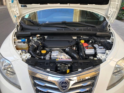 Lancia Ypsilon 1.3 MJT 16V 95 CV 5 porte S&S Gold (13)