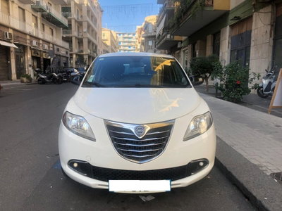 Lancia Ypsilon 1.3 MJT 16V 95 CV 5 porte S&S Gold (7)