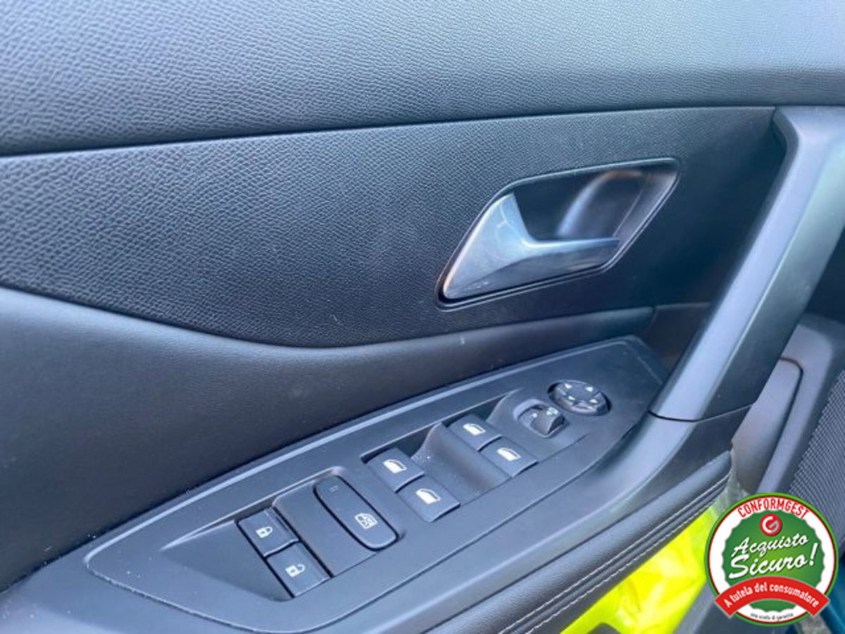 Peugeot 308 SW BlueHDi 130 S&S EAT8 Allure Pack (9)