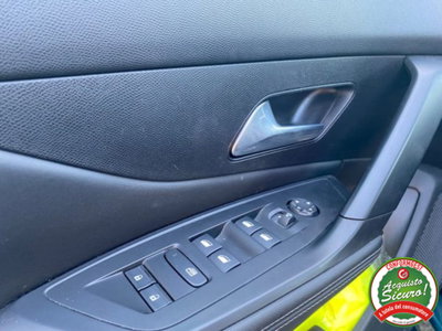 Peugeot 308 SW BlueHDi 130 S&S EAT8 Allure Pack (9)