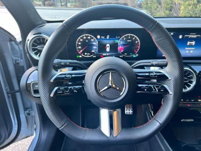 Mercedes-Benz Classe A 200 AMG Line Premium Plus auto (14)
