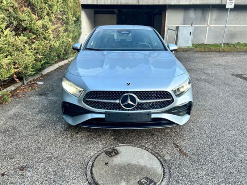 Mercedes-Benz Classe A 200 AMG Line Premium Plus auto