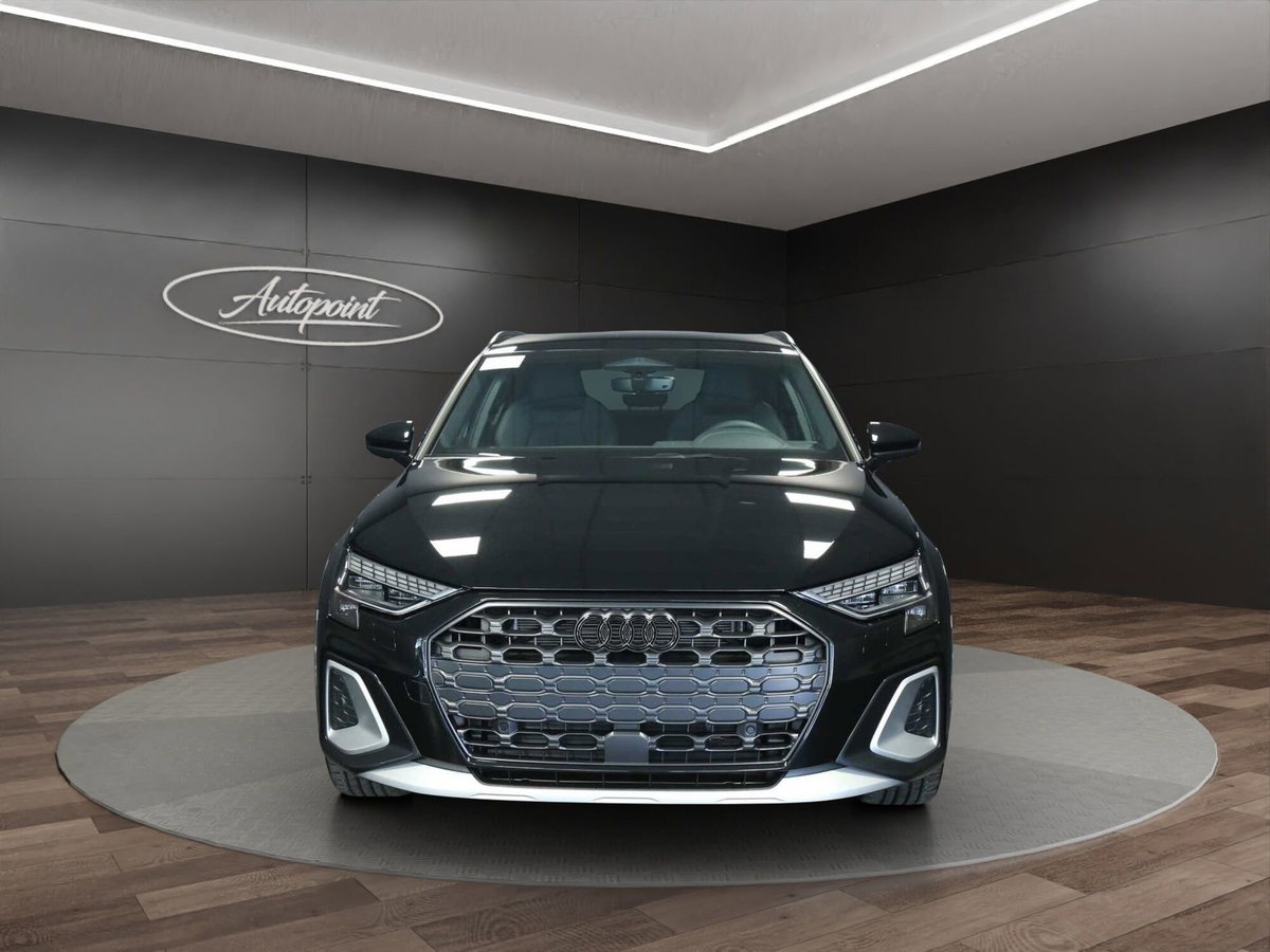 Audi A3 allstreet 2.0 tdi Identity Contrast 150cv s-tronic (2)