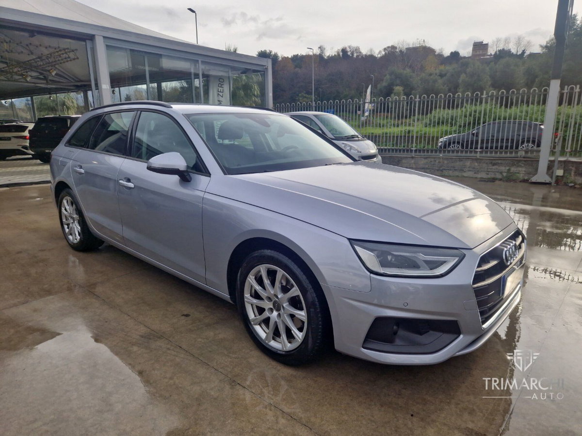 Audi A4 35 TDI/163 CV S tronic Business (3)