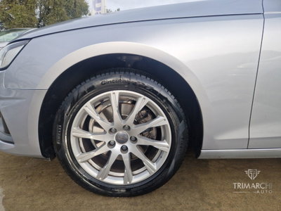 Audi A4 35 TDI/163 CV S tronic Business (9)