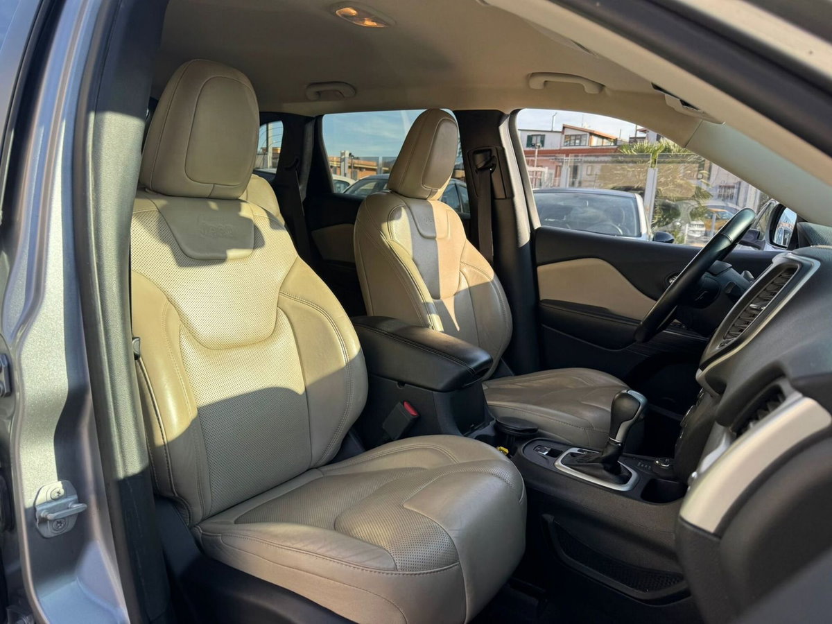 Jeep Cherokee 2.2 Mjt II 4WD Active Drive I Limited (9)