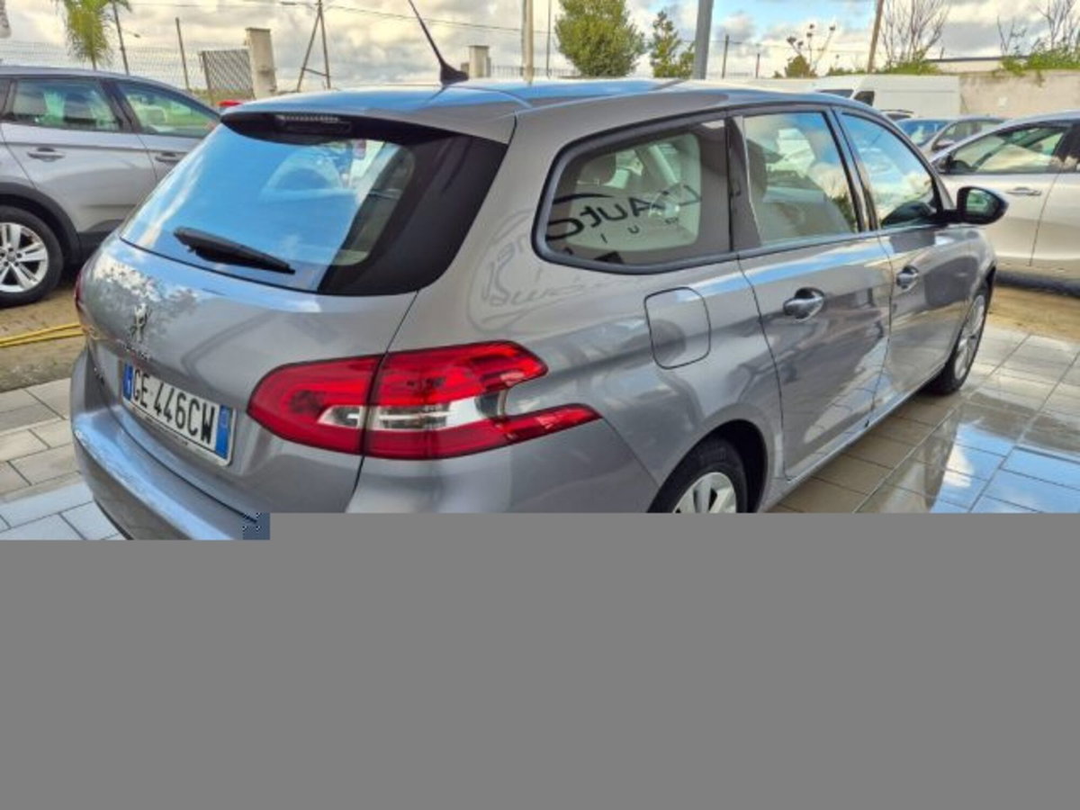 Peugeot 308 SW BlueHDi 130 S&S GT (3)