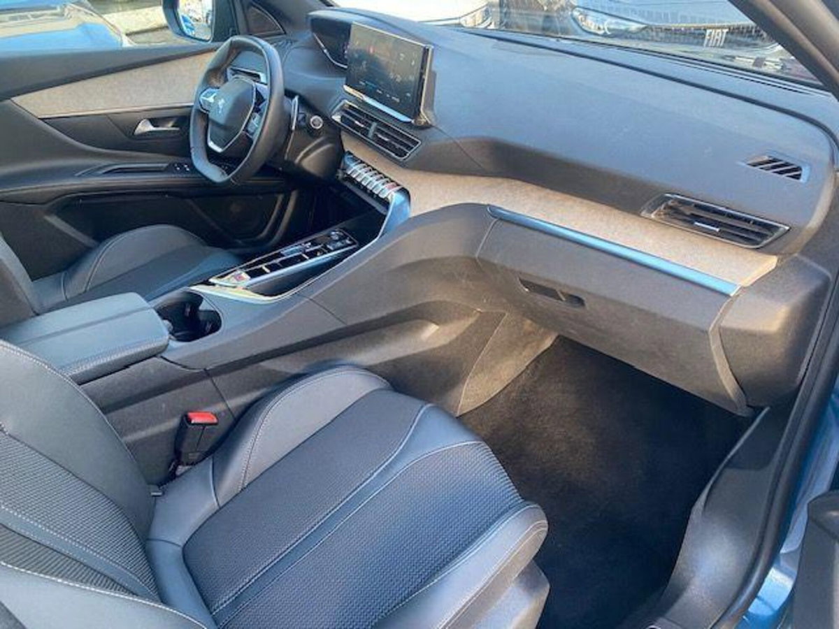 Peugeot 5008 1.5 bluehdi Allure Pack s&s 130cv eat8 (11)